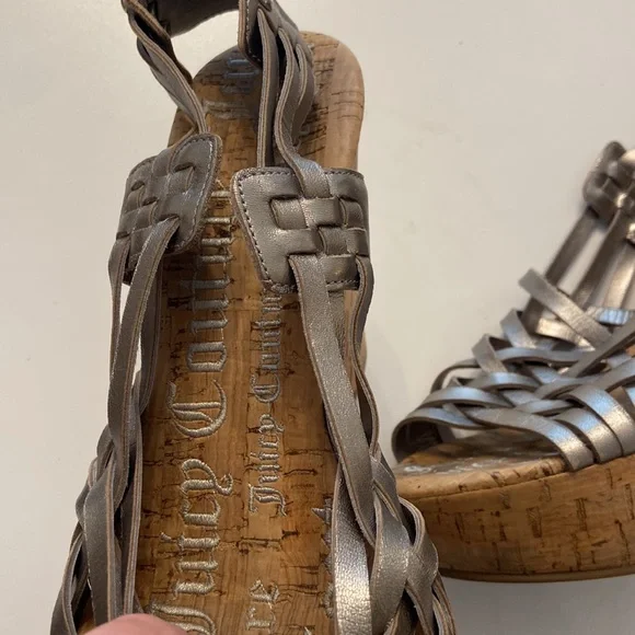 Juicy Couture Silver Strappy Leather Slingback Kody Wedge Sandals size 10 - Picture 4 of 9